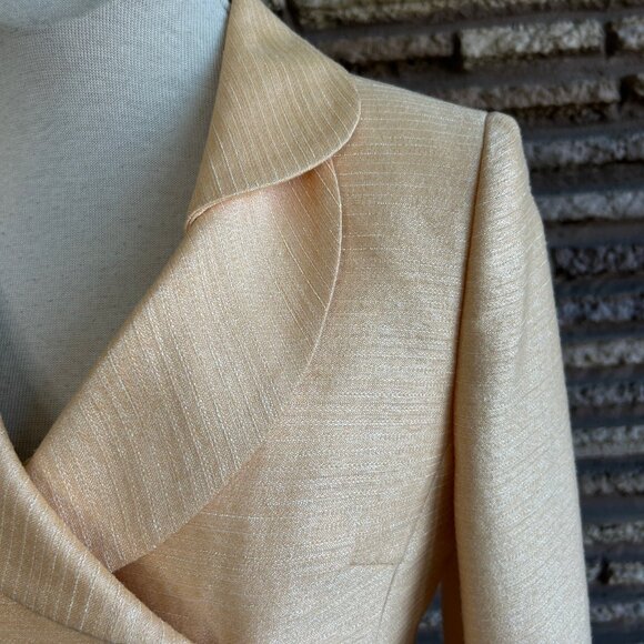 Kasper Cantaloupe Apricot Light Pumpkin Asymmetrical Buttons Skirt Suit Size 8P - Picture 6 of 11